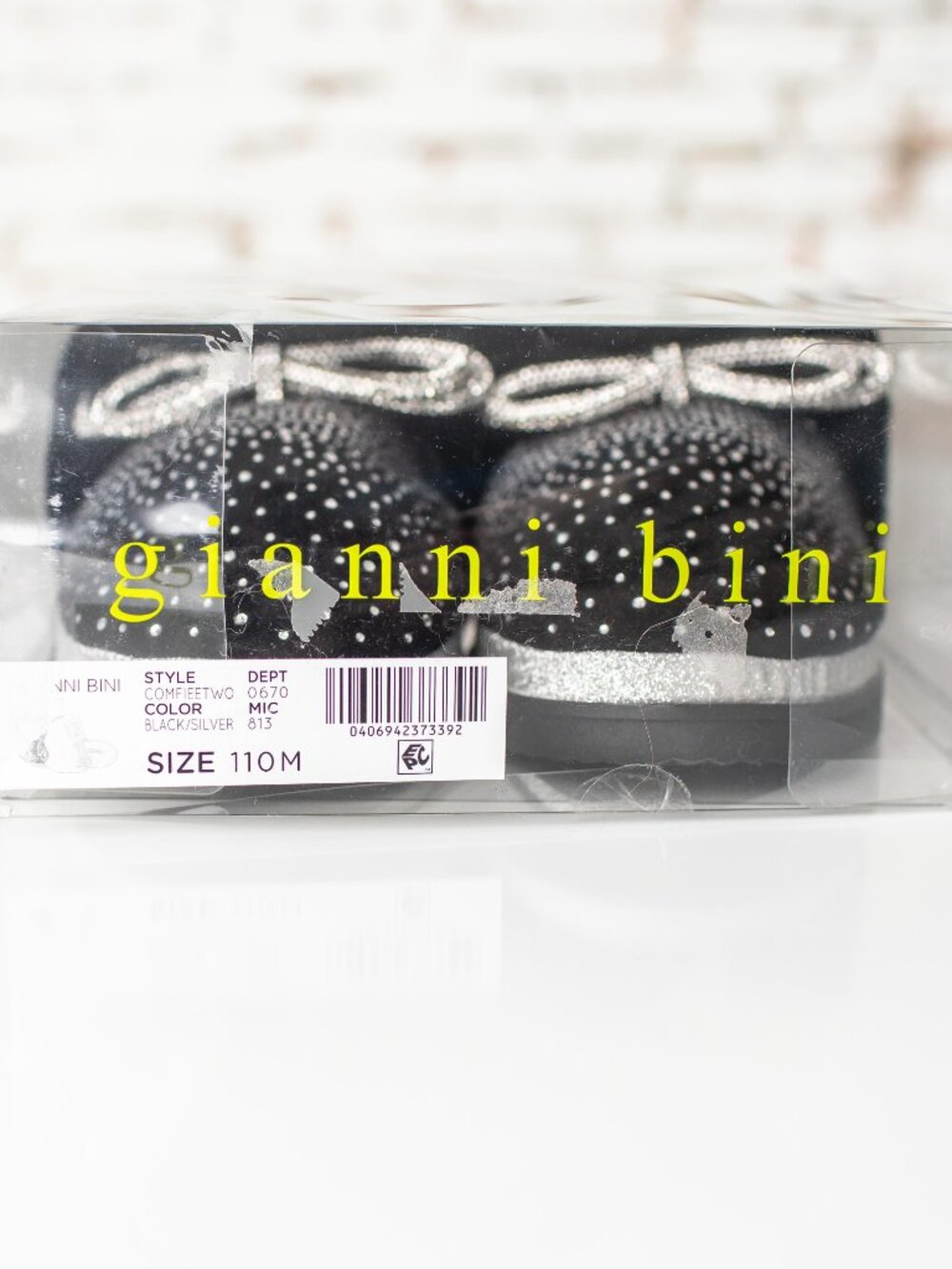 Gianni Bini Women's Slippers Size 11M Black Silver Rhinestone Bow Faux Fur NEW - Picture 3 of 5